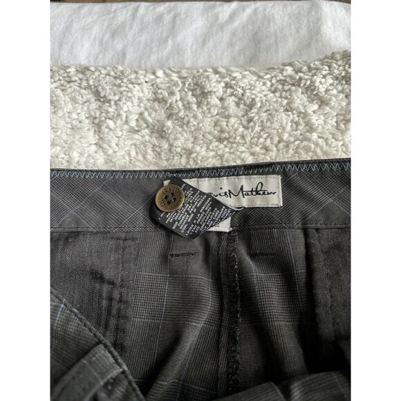 Travismathew Men’s Sz. 36 Gray Design Classic Shorts. Great Pair - Picture 5 of 11